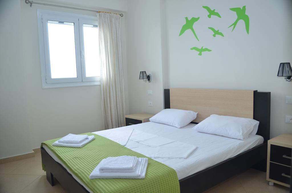 Perivolos Apartments Дхерми Экстерьер фото